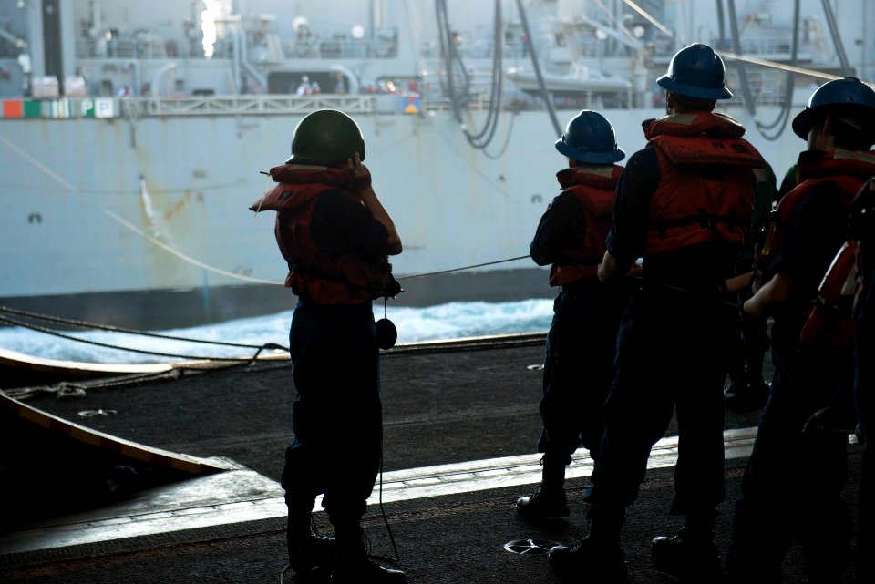 USS HARRY S. TRUMAN (CVN 75) 131127-N-CC806-064 (11097478033)