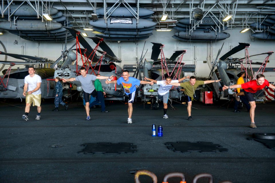 USS HARRY S. TRUMAN (CVN 75) 131215-N-CC806-005 (11397314705)