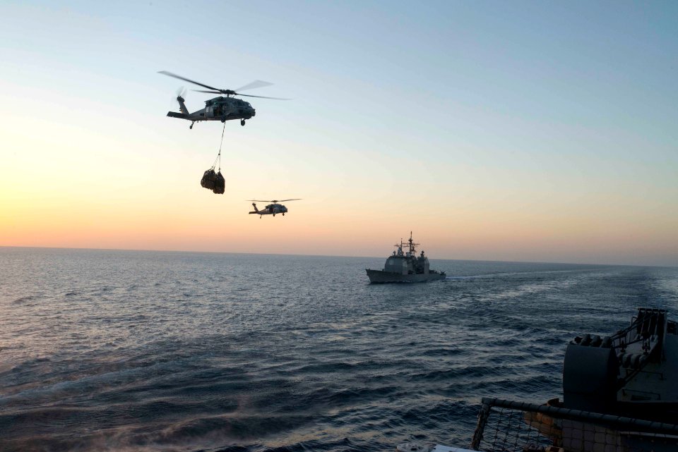 USS HARRY S. TRUMAN (CVN 75) 131204-N-GR168-009 (11217292313)