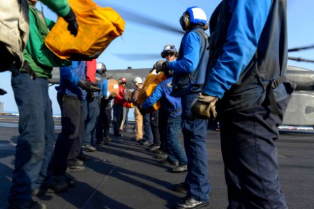 USS HARRY S. TRUMAN (CVN 75) 131219-N-GR168-114 (11461819173)