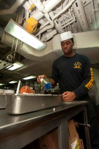 USS HARRY S. TRUMAN (CVN 75) 131214-N-XZ339-027 (11379712655)