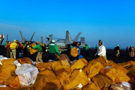 USS HARRY S. TRUMAN (CVN 75) 131219-N-GR168-166 (11461690594)