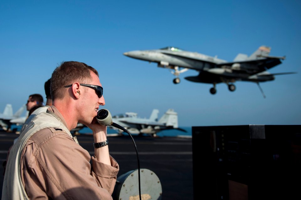 USS HARRY S. TRUMAN (CVN 75) 131219-N-ZG705-370 (11461680504)
