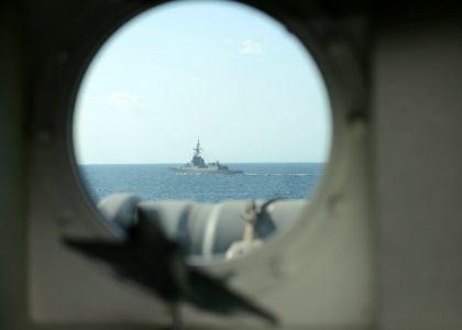 USS HARRY S. TRUMAN (CVN 75) 140107-N-CC806-001 (12171187425)