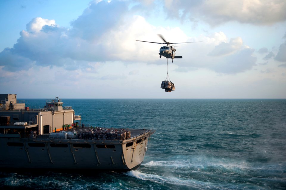 USS HARRY S. TRUMAN (CVN 75) 131220-N-ZG705-009 (11478043053)
