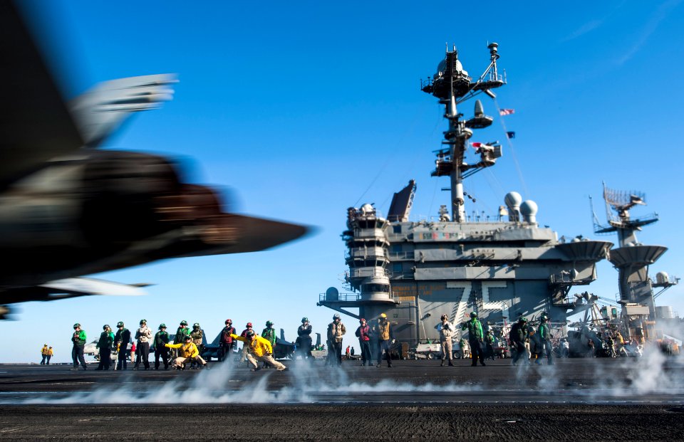 USS Harry S. Truman (CVN 75) 140110-N-ZG705-408 (11883319485)