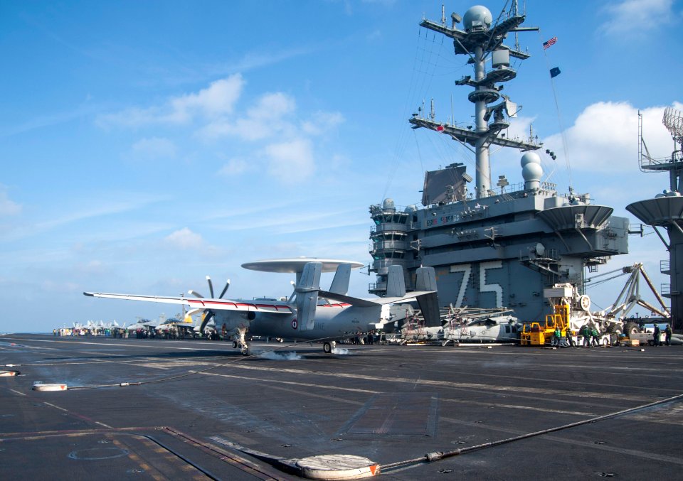 USS HARRY S. TRUMAN (CVN 75) 140114-N-XL102-096 (11959644404)