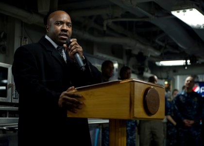 USS HARRY S. TRUMAN (CVN 75) 140119-N-IG780-086 (12044283035)