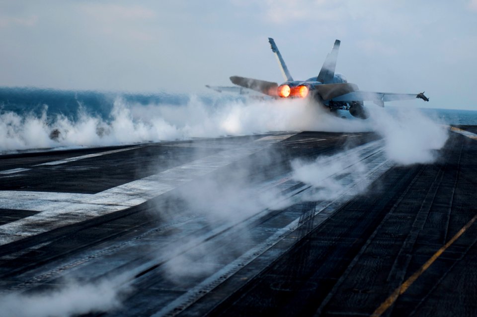 USS HARRY S. TRUMAN (CVN 75) 140113-N-ZG705-407 (11942338954)
