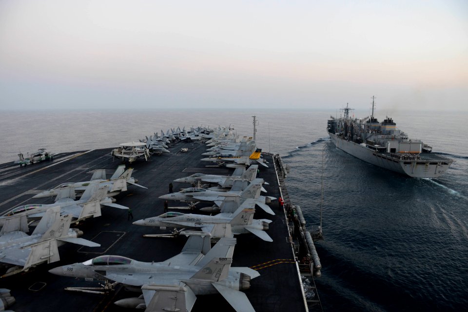 USS HARRY S. TRUMAN (CVN 75) 140129-N-CC806-009 (12221358813)