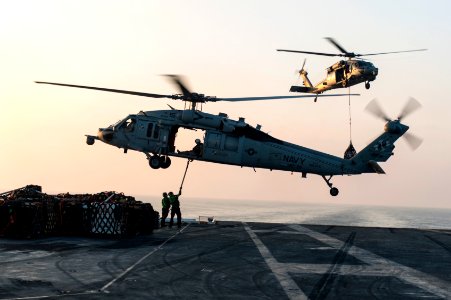 USS HARRY S. TRUMAN (CVN 75) 140129-N-ZG705-123 (12221146085)