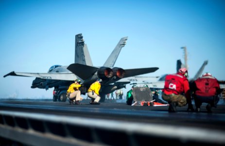 USS Harry S. Truman (CVN 75) 140110-N-ZG705-398 (11883319115)