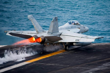 USS HARRY S. TRUMAN (CVN 75) 140113-N-ZG705-011 (11942187093)