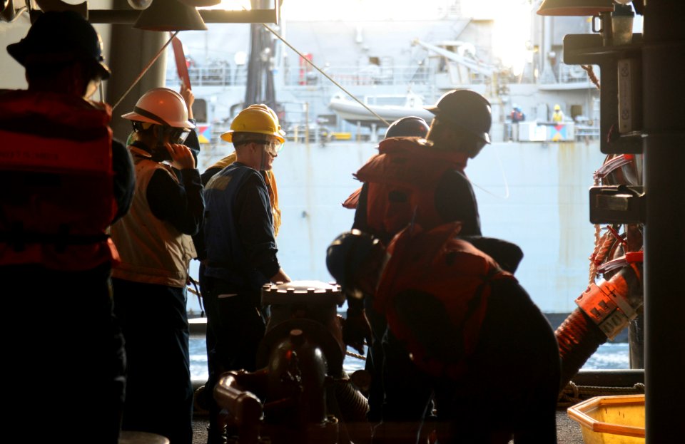 USS HARRY S. TRUMAN (CVN 75) 140212-N-CC806-153 (12493558813)