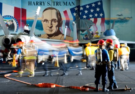 USS HARRY S. TRUMAN (CVN 75) 140207-N-ZG705-360 (12380486824)