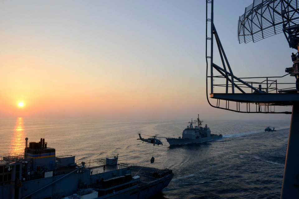 USS HARRY S. TRUMAN (CVN 75) 140129-N-CC806-048 (12221350473)