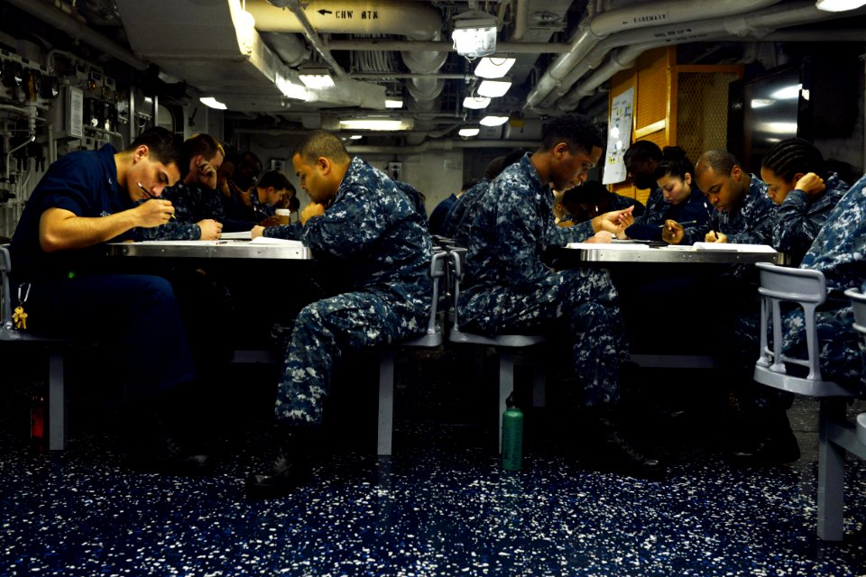 USS Harry S. Truman (CVN 75) 140313-N-CC806-006 (13142130953)