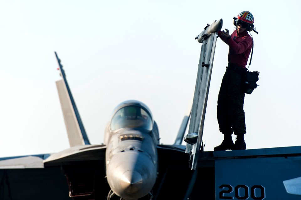 USS HARRY S. TRUMAN (CVN 75) 140212-N-ZG705-376 (12493525733)