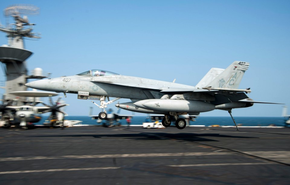 USS HARRY S. TRUMAN (CVN 75) 140206-N-XL102-091 (12359091203)