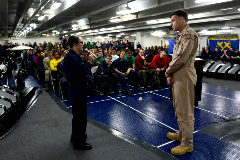 USS HARRY S. TRUMAN (CVN 75) 140207-N-CC806-139 (12380502664)