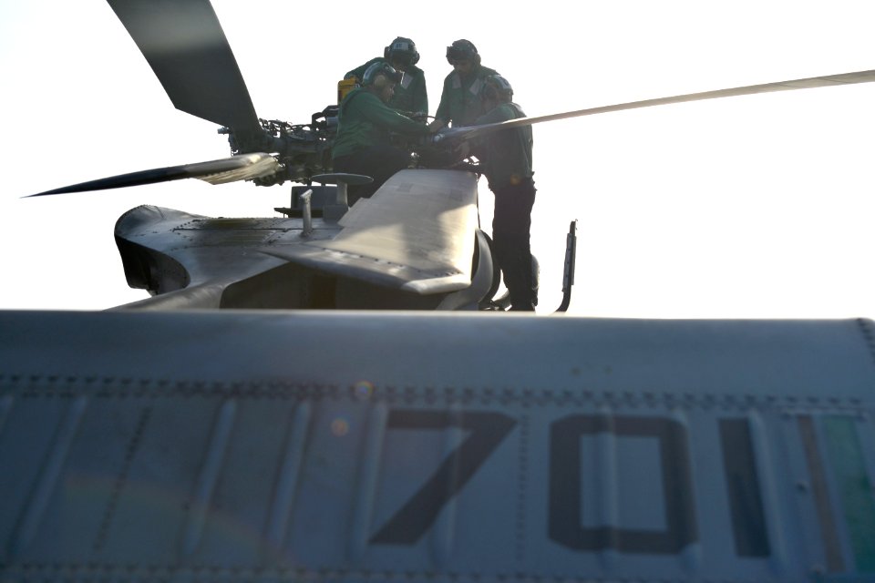 USS Harry S. Truman (CVN 75) 140314-N-CC806-024 (13162099473)