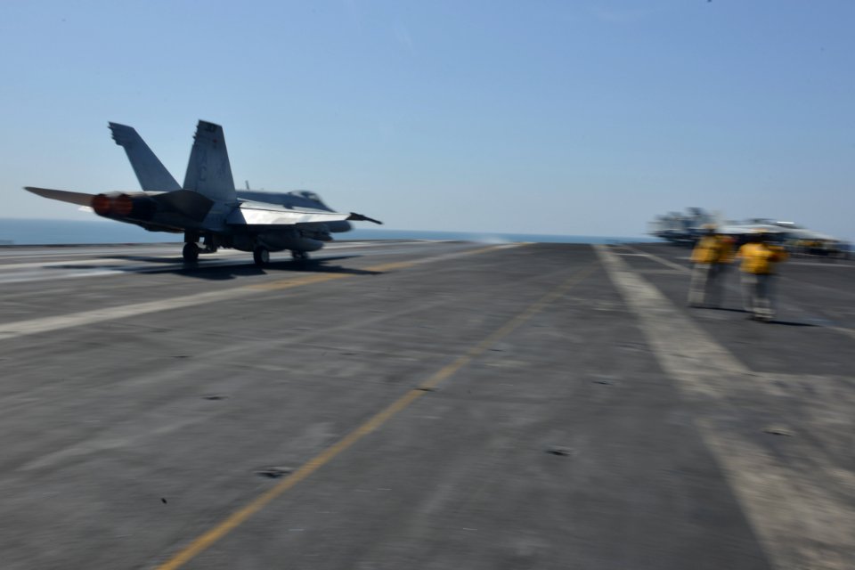 USS HARRY S. TRUMAN (CVN 75) 140310-N-CC806-047 (13076787733)