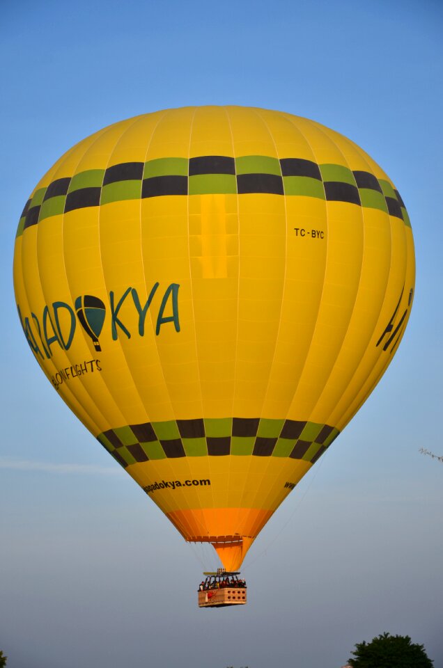 Hot air balloon transportation see