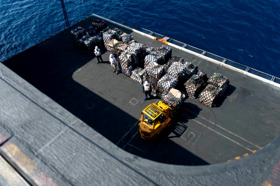 USS HARRY S. TRUMAN (CVN 75) 140325-N-ZG705-135 (13425193563)