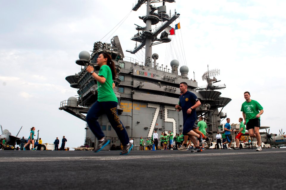 USS HARRY S. TRUMAN (CVN 75) 140316-N-VE959-203 (13212635093)