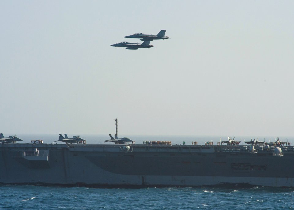 USS HARRY S. TRUMAN (CVN 75) 140317-N-IG780-207 (13237345125)