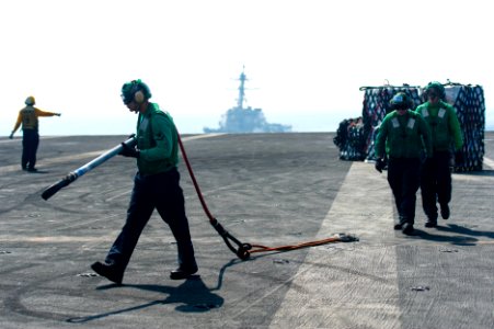 USS HARRY S. TRUMAN (CVN 75) 140325-N-ZG705-149 (13425064825)