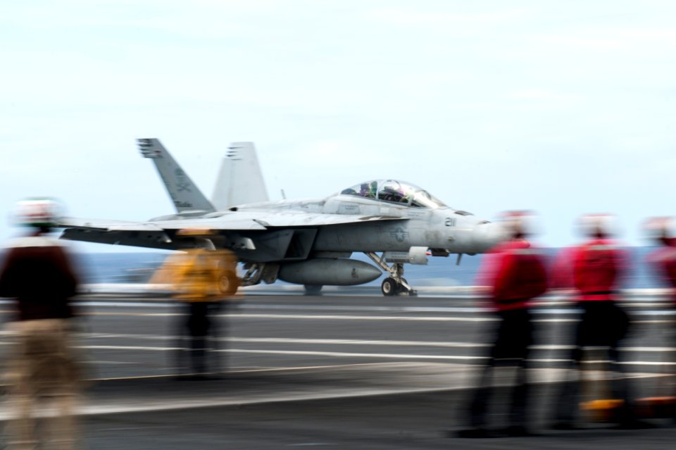 USS Harry S. Truman conducts flight operations. (21467682386)