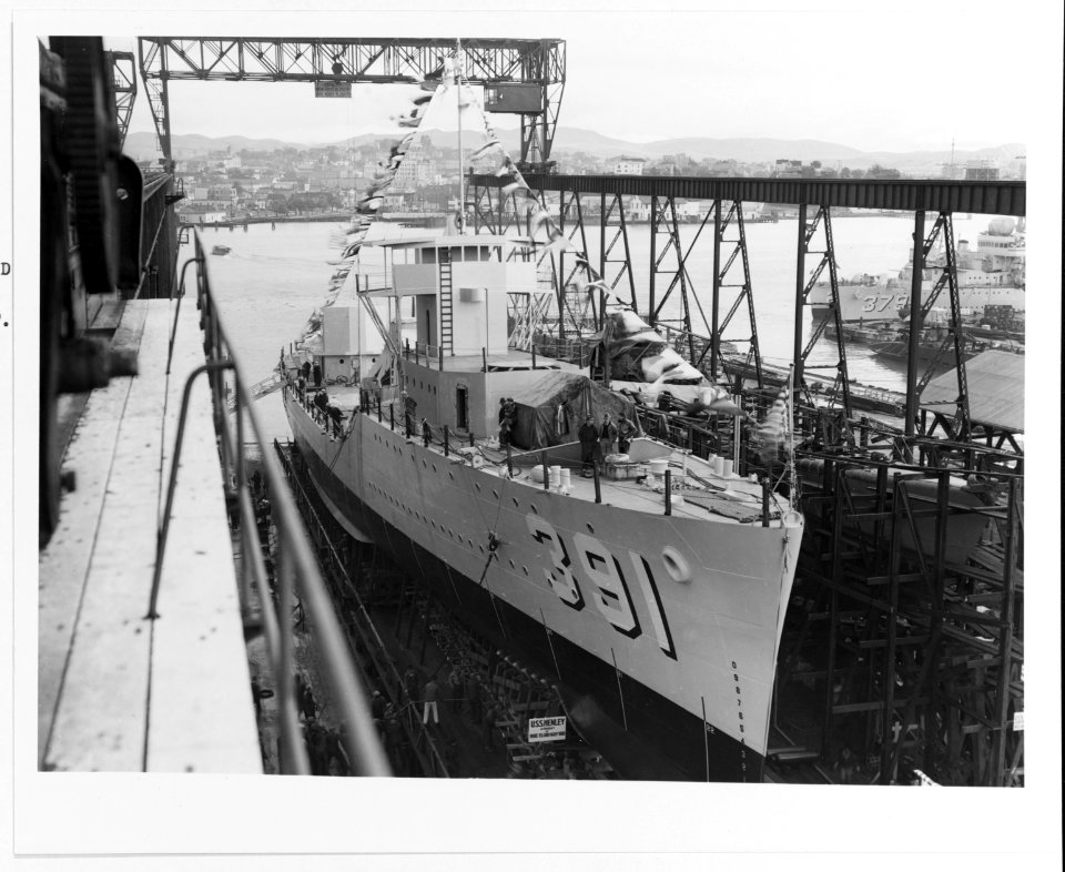 USS Henley (DD-391) - 19-N-18028