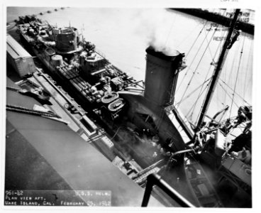 USS Helm (DD-388) - 19-N-28729