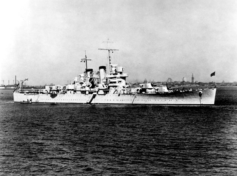 USS Helena (CL-50) anchored off Boston on 15 June 1940 (NH 95815)