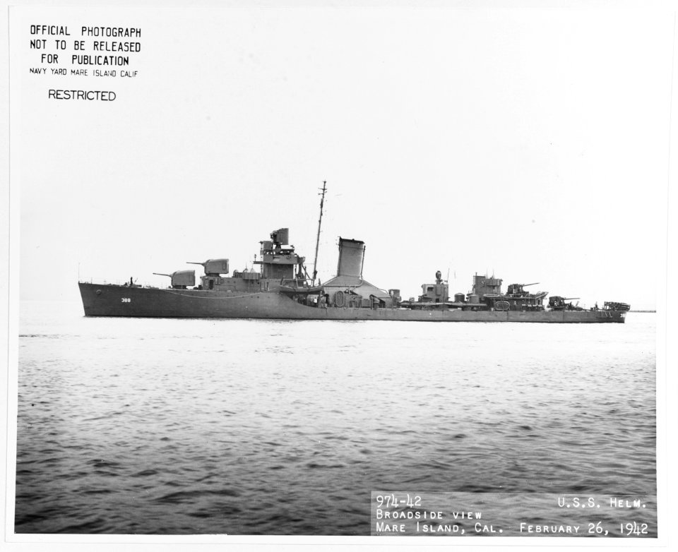 USS Helm (DD-388) - 19-N-28728