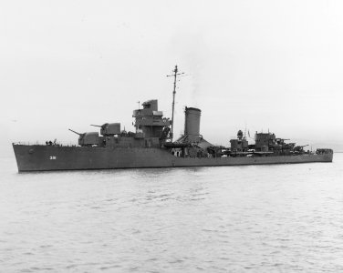USS Henley (DD-391) - 19-N-28724