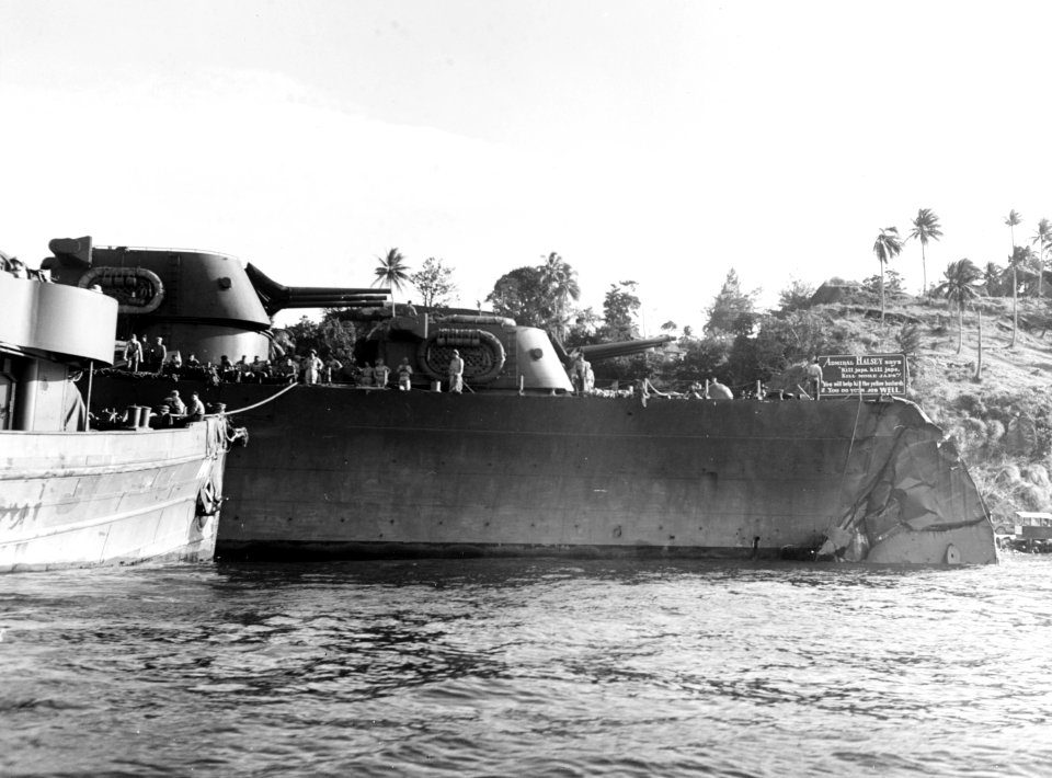 USS Honolulu (CL-48) in Tulagi Harbor after the Battle of Kolombangara, in July 1943 (80-G-259446)