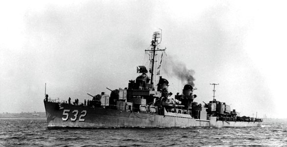 USS Heermann (DD-532) underway on 19 April 1952 (80-G-442434)
