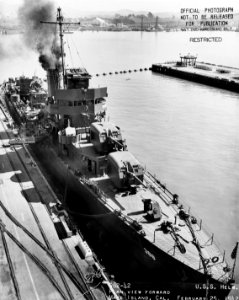 USS Helm (DD-388) - 19-N-28726