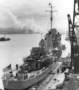 USS Henley (DD-391) - 19-N-18031