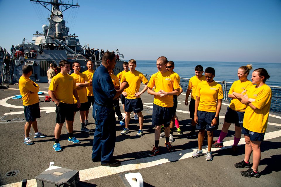 USS HOPPER (DDG 70) 140215-N-QP268-001 (12764115133)