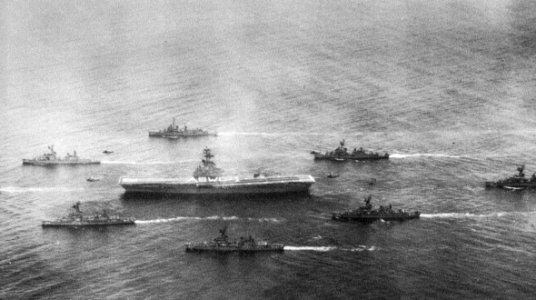 USS Hornet (CVS-12) underway with seven destroyers c1965