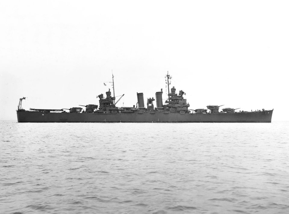 USS Honolulu (CL-48) off the Mare Island Naval Shipyard on 26 October 1942 (19-N-36362)