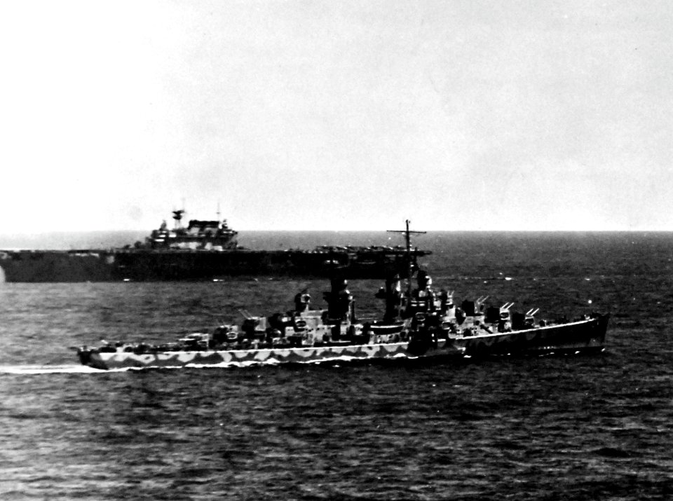 USS Hornet (CV-8) and USS Atlanta (CL-51) at sea on 6 June 1942 (80-G-88908)