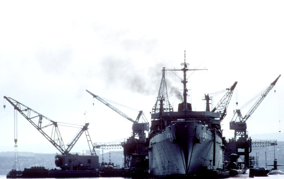 USS Hunley (AS-31) with cranes at Holy Loch 1985