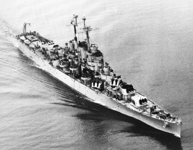 USS Huntington (CL-107) underway on 12 April 1948 (NH 98941)
