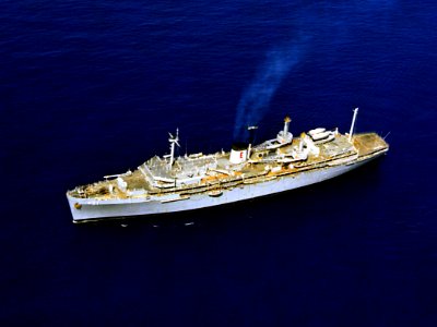 USS Hunley (AS-31) off Agana Bay, Guam, on 1 August 1980 (6451565)