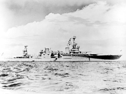 USS Houston (CA-30) in Manila Bay, in 1940-1941 (NH 81592)