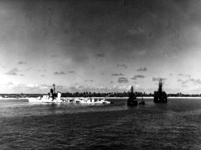 USS Hughes (DD-410) covered with decontamination spray at Bikini Lagoon, in 1946 (146763038)